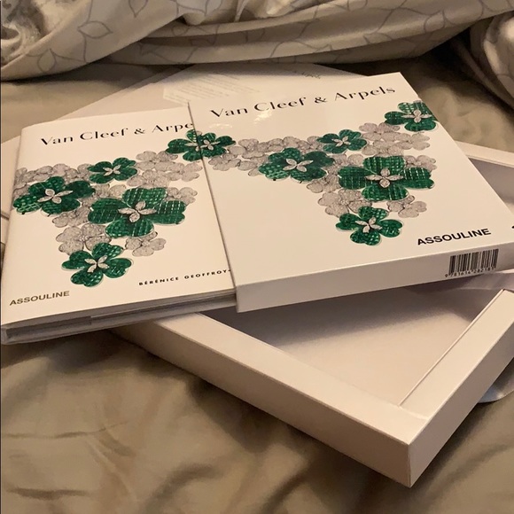 Van cleef Arpels collector’s book - Picture 2 of 7